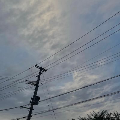 ikitai_uoooooo's profile picture. 愚痴垢のような病み垢のような もうすぐ16さい 多分反出生主義 健常者です 定期的に狂い、この世の全てにキレ散らかしている気がする