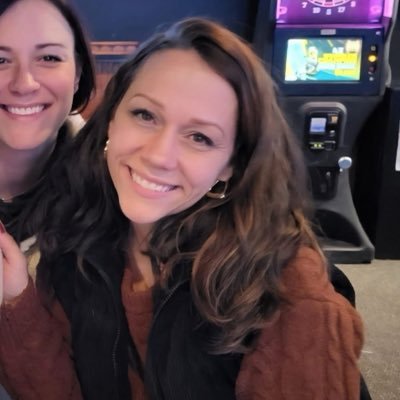 AshBeee788's profile picture. mom of 3 | i 🖤 Coffee & Football 💜#skol💛 #tnbcsurvivor 💪🏻 LGBTQIA+ Ally🤍 #UnionStrongFamily #leavebritneyalone