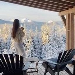 Ygloralpe85629's profile picture. 