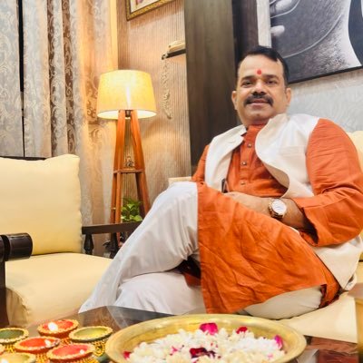 Adv_AmitKMishra's profile picture. An Advocate, Father and vigilant member of our society.