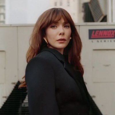 ElizabethO9723's profile picture. 21M || 🇨🇦|| DM’s Open