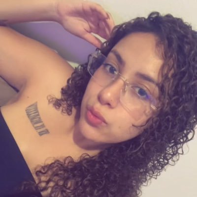 emilynonato_'s profile picture. Marktub, estava escrito ou melhor tinha que acontecer