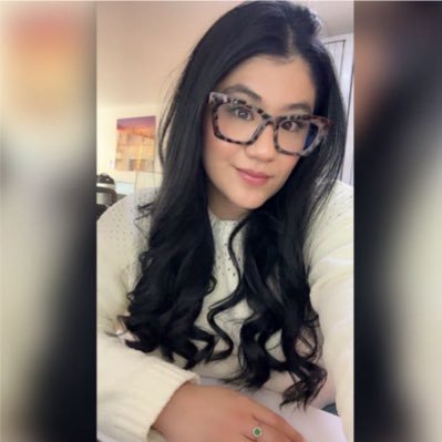 Lvsanchez07's profile picture. Tango y Bongo🤍🤎               Abogada - Esp. Derecho Comercial PUJ⚖️