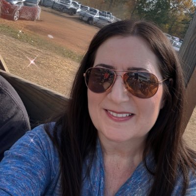 jerseyyankeegrl's profile picture. Yankee fan for life🗽#RepBx #NYY animal lover🐶🐾 love music🎶 NO DMS🚫