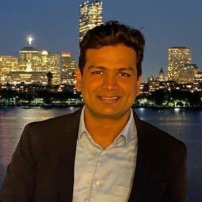 nish_mit's profile picture. Nishant deeply cares about two things - learning and building something  of value.