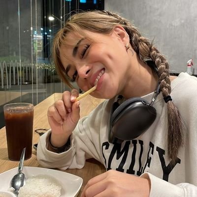 zariiiishyy's profile picture. mb