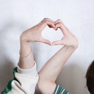 nukchalatte's profile picture. 🐻 ppw 🐼 | 🦊 tmk🍓 | 🐻‍❄🐶🎀 | 🦦🦞 | ⚽️🏀 ♡‧₊˚.⋆˚✿˖° if only life can be as colourful as rainbow 🌈