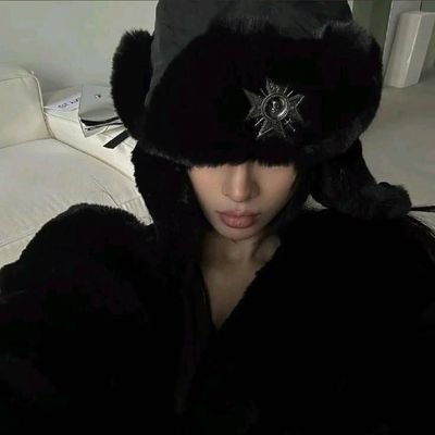 Sneax36217972's profile picture. fucckk this