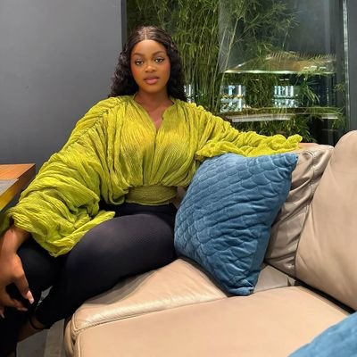 mangatracey's profile picture. The best are only great at what they do because they didn't stop doing it.