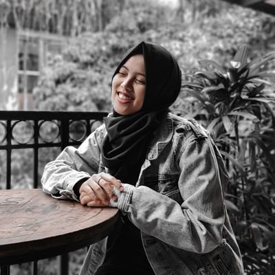 zhiemustofa's profile picture. Daily life, homeliving, strolling
Building @humplay.official Bantu moms belajar bareng anak jadi fun!