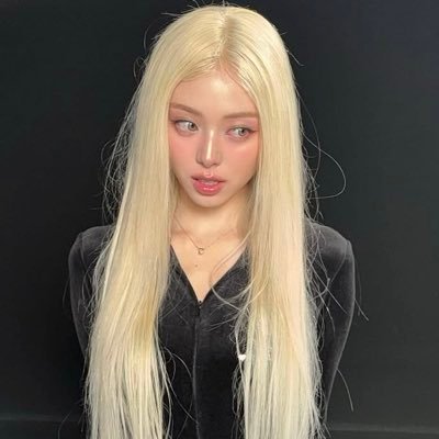 socloosetocum's profile picture. funny thing about nostalgia