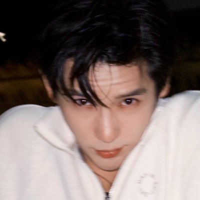 diyxiangrikui's profile picture. wang anyu only for wang anyu 🌧️ 一起去更远的未来吧 — “you make me unique, welcome to my universe”