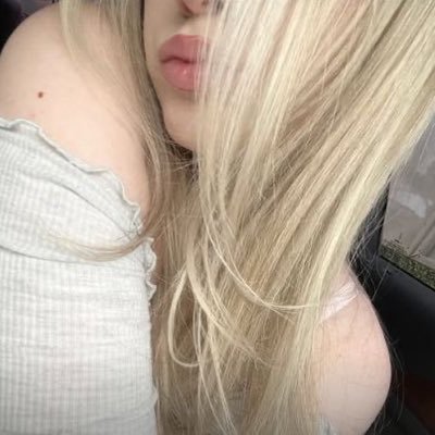 xxx1149733's profile picture. legally blonde