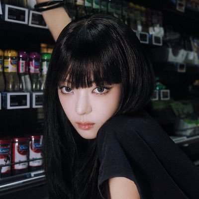 jisupics's profile picture. for itzy’s main vocalist #리아
