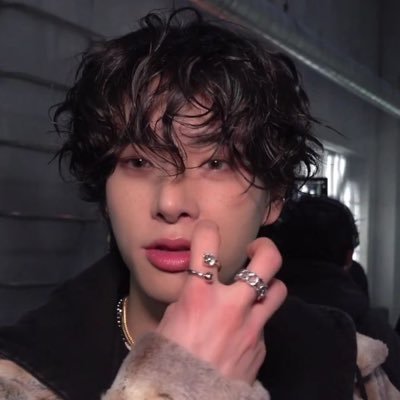 xonemood's profile picture. 张家豪 - love.