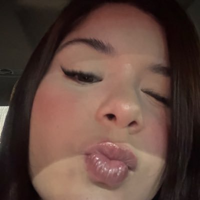 NynyhL's profile picture. ooi stalker ;)