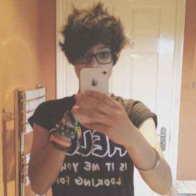 Ria52029373's profile picture. My playlist knows exactly what I’m going through.