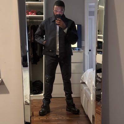 mikepowell_'s profile picture. no shame