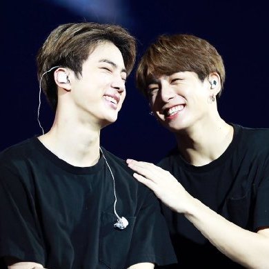 JKwowwowwow's profile picture. 