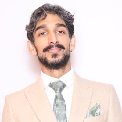 Raviakash_'s profile picture. Trying to avoid labels