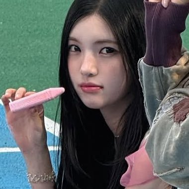 yuharaam's profile picture. my s2cret_diary is now open 📖 … 𖥨᩠ׄ݁⠀