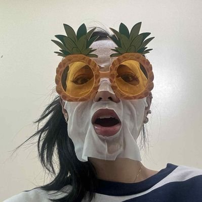 mikslmnc's profile picture. 