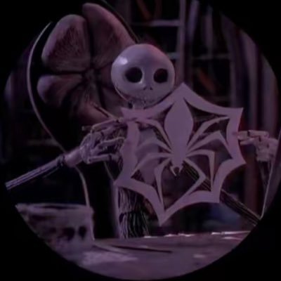 maudlins_art's profile picture. No art style, just art - - - - - - - - - - - - - - - - - - - - - -- tiktok @maudlins_art 2D/3D visual artist