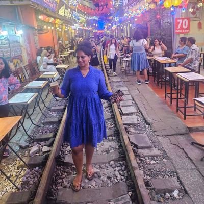 SneRaghu's profile picture. pOsitiVe vibEs oNly ✨️