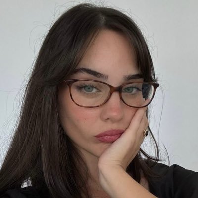 hypothesislov's profile picture. viciada patologia em romances
