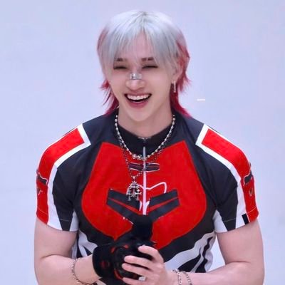 JokuCos's profile picture. 27. He/Him
——Stay boy——
Gave up my youth
For my future
I just want to
Rise up stronger
