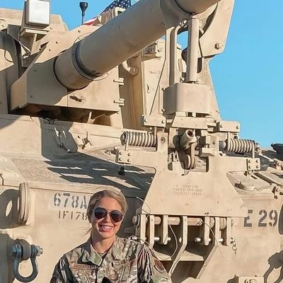 KatieWilli9499's profile picture. 