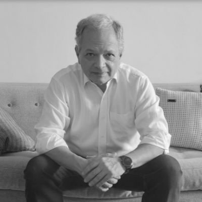 roca025's profile picture. Venezolano en Venezuela. 
Profesor y ensayista. 
Demócrata y liberal.