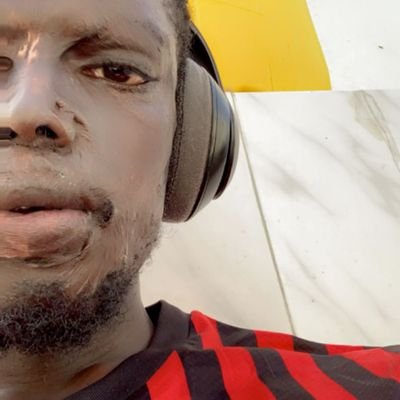 Hallwaytohell7's profile picture. @acmilan 🔴⚫ 

Nato per tifare @acmilan

My one and only love 🔴⚫

Without music life would fucking suck

#Thunderup