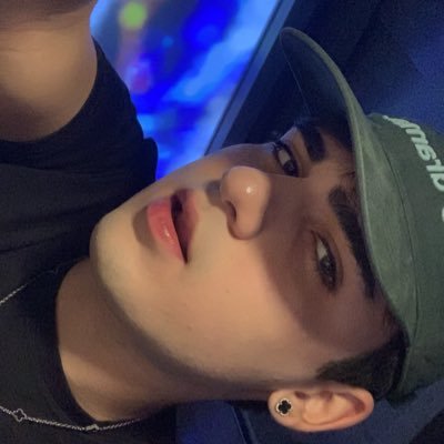 burkiok's profile picture. telegram; weistyna