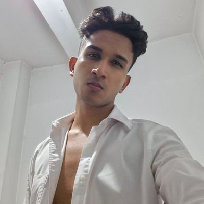 maha05x's profile picture. 20.