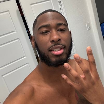 iamterrel07's profile picture. 25…Ig: 2000rel…Lets get active 👏🏾‼️