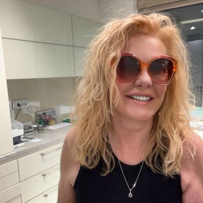 mayadentistry's profile picture. borac za širok ljudski osmeh😁