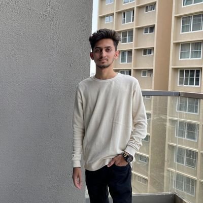 iShubh_dx's profile picture. 23 • Frontend Dev
💡 Turning ideas into apps that work beautifully and solve real problems