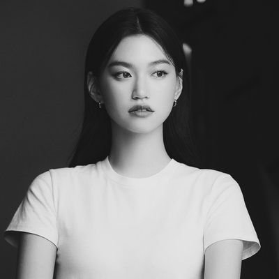 yuje. Profile