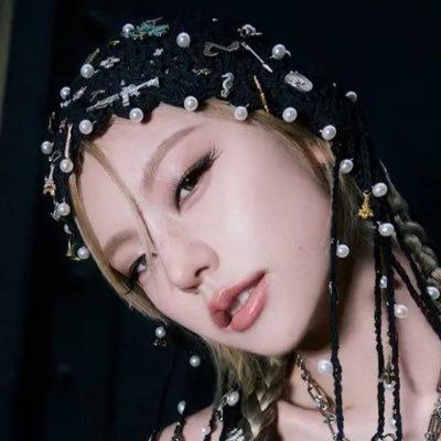 aesuzyj's profile picture. hwang yeji lover || semi inactive