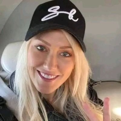 evan_kate19147's profile picture. Διευθύνων Σύμβουλος Επίπλων
Φιλανθρωπος Δισεκατομμυριούχος 45
Ευλογημένοι οι Απόρους