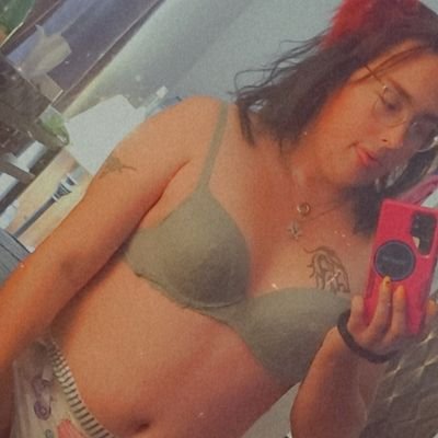 baby_bellaxo's profile picture. 18+ NMIK
31 Diapered Puppy Girl 
Mommy to the two little cuties @MamasPancake and @AndTheChips1 |
24/7 #diapergirl
| https://t.co/9fDX52plcy