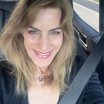 TXtee21's profile picture. 