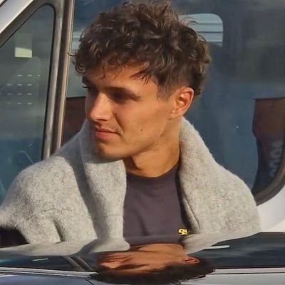 nobody_cares419's profile picture. 