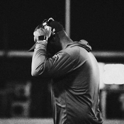 Coach_Stover9's profile picture. Owner of Core 9 Training - Head Football Coach for @Hatton_FTBall - Tennessee Flight ✈️ 🏀 - U of Alabama Graduate 👨🏾‍🎓🏈 #BPsiPhi