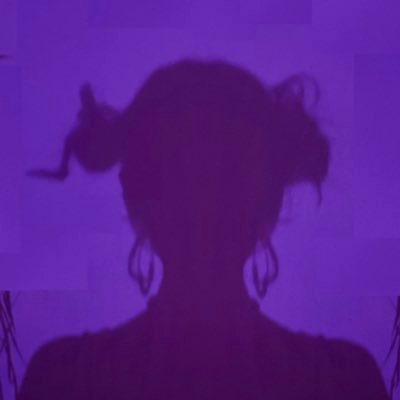 veggiebat_'s profile picture. 🔮silly and loving🤸🏽