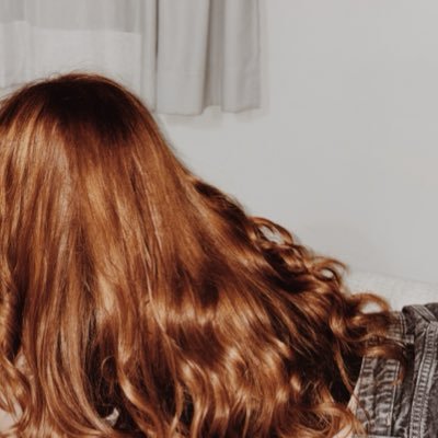 lolaaroan's profile picture. dando conselhos para a Jinx escutando mpb 🇵🇸