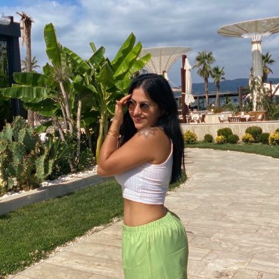 dml_kayaa's profile picture. 