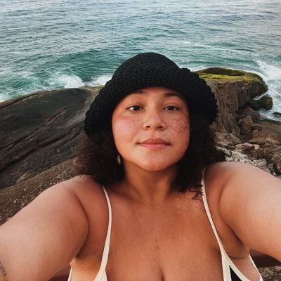 nauiuii's profile picture. fazendo da vida um mel