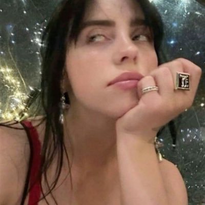 bilslovedoll's profile picture. hte ♪ — seen billie 3x